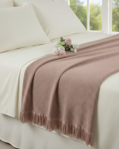 Manta Knit Rose