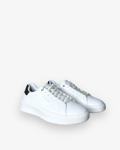 Sapatilha Skechers Court Break Suit