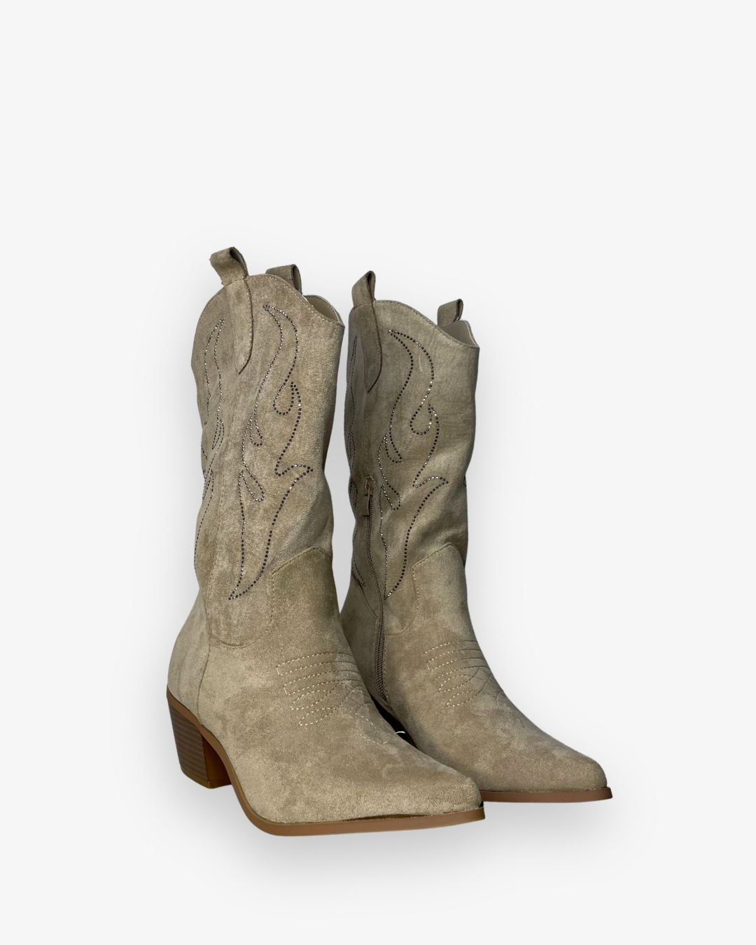 Bota Dolly