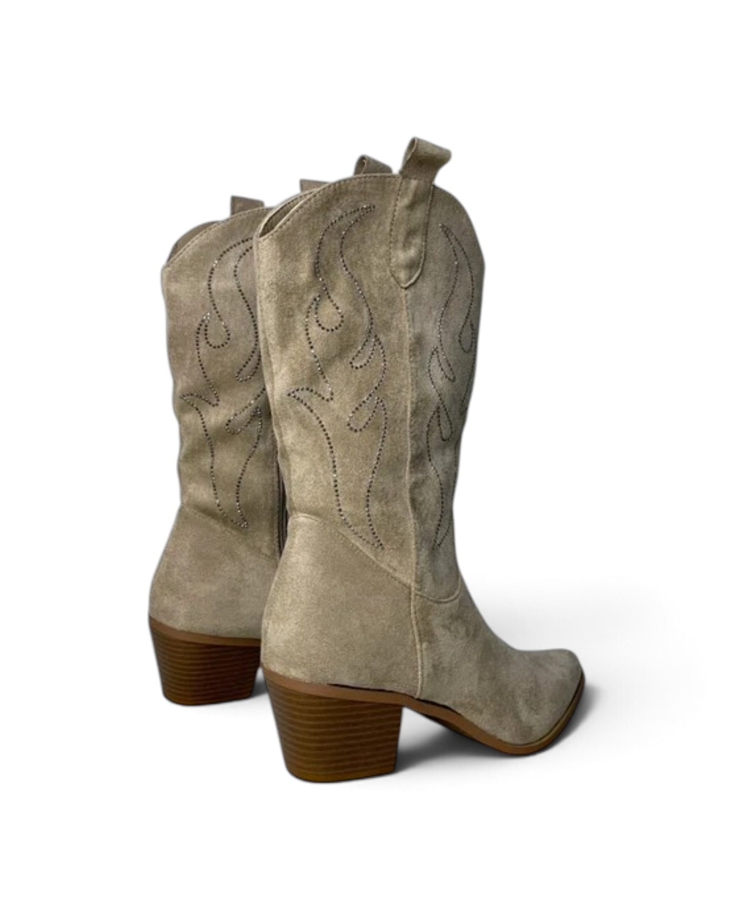 Bota Dolly